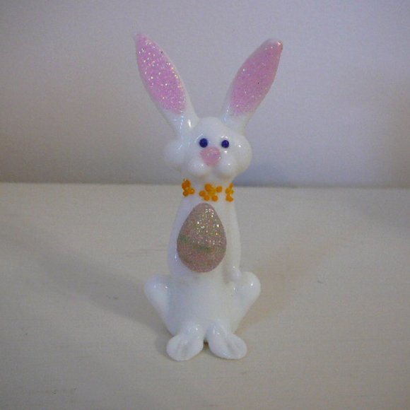 White Ceramic Easter Bunny Rabbit Figurine Glitter Egg, Ears & Nose. Flower Neck - Picture 1 of 7